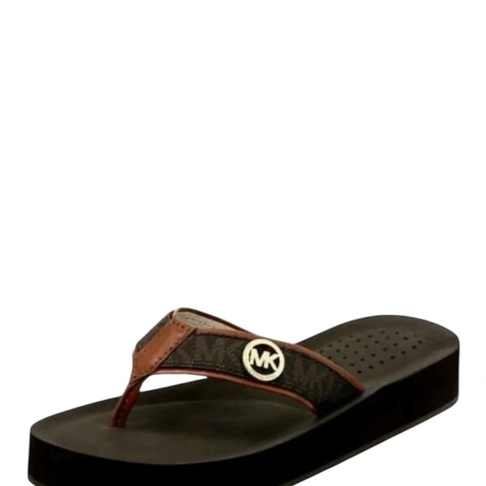 Michael Kors Brown and Black Platform Thong Sandals - Picture 1 of 11